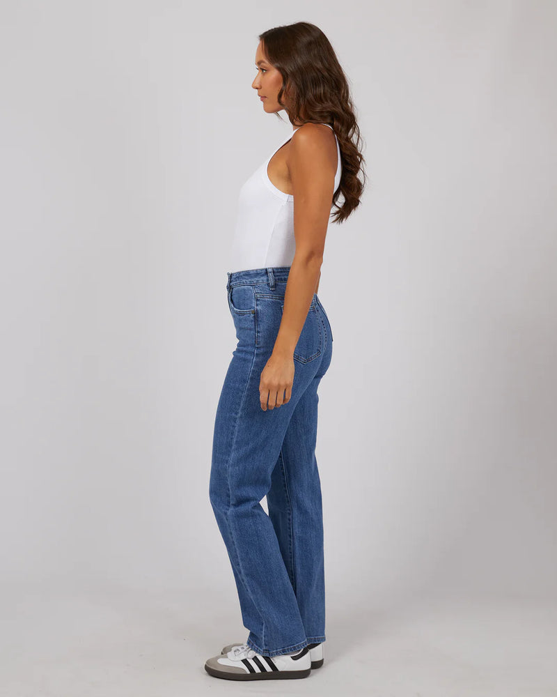 Mila Straight Comfort Jean